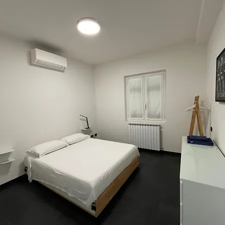 Appartement In Casa Bifamiliare Con Giardino